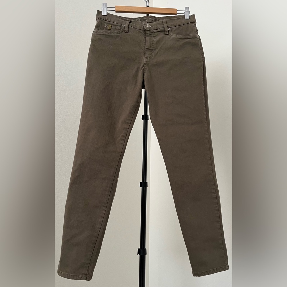 ✨ Yoga Jeans Evergreen | Soft + Stretch + Flattering | Women’s Size 30/10